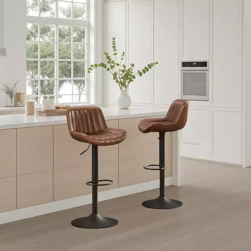 Tabouret de bar pivotant et réglable en hauteur en similicuir