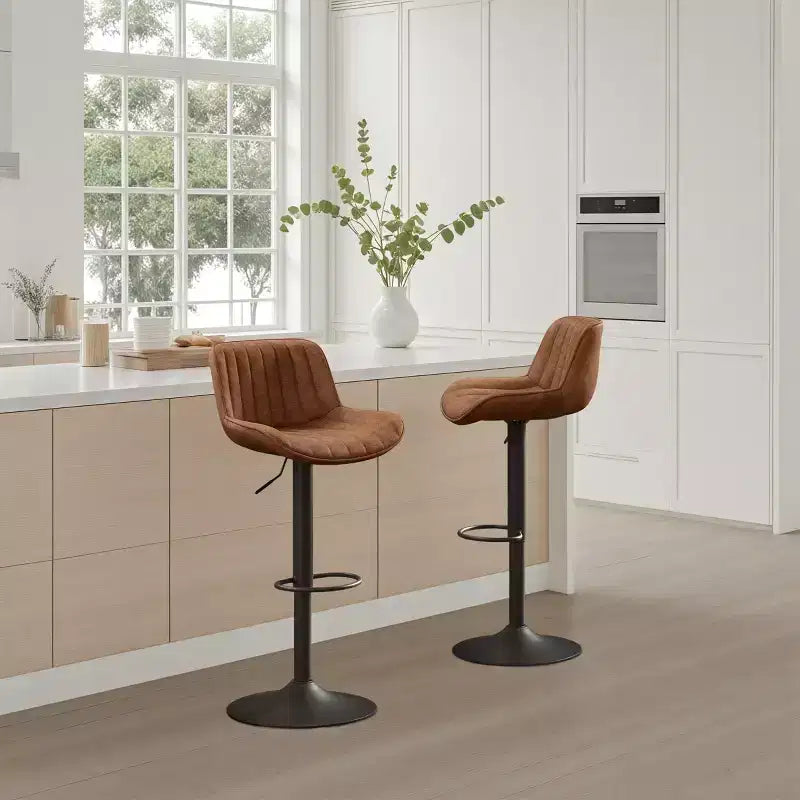 Tabouret de bar pivotant et réglable en hauteur en similicuir
