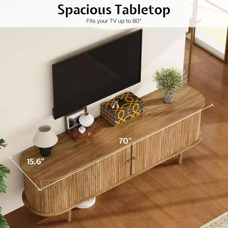 Meuble TV avec pieds en bois massif, console TV de style scandinave avec porte à tambour
