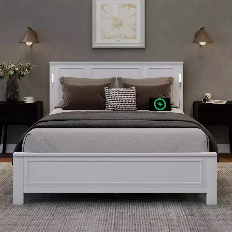 Cadre de lit de ferme avec tête de lit haute, lumières LED et station de charge USB